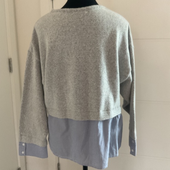 LifeStyler Smart looking Boxy Gray & blue pinstriped Sweater with 3/4 sleeves - Picture 2 of 9